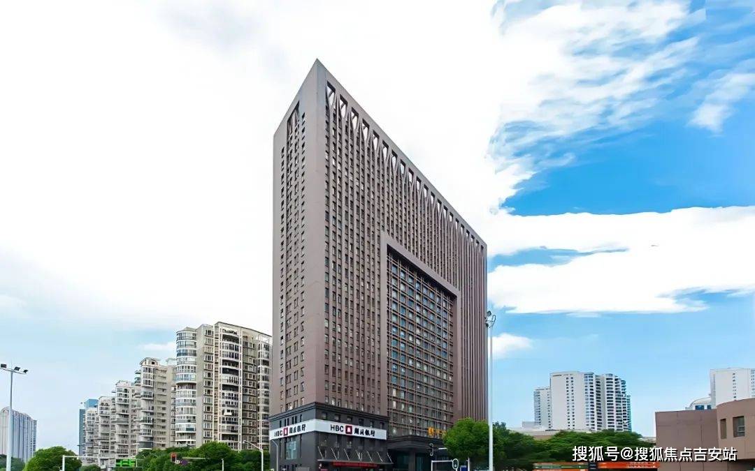 武汉平安财富中心大厦写字楼出租【写字楼出租网】招商电话|租金价格