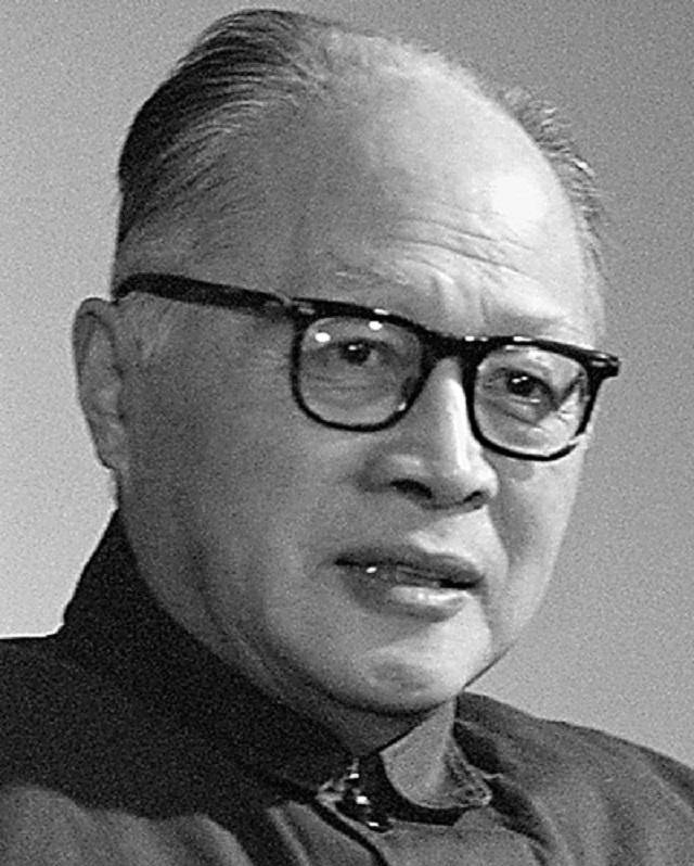 王淦昌:3次错过诺奖,为研发原子弹消失17年,再出现时满头白发
