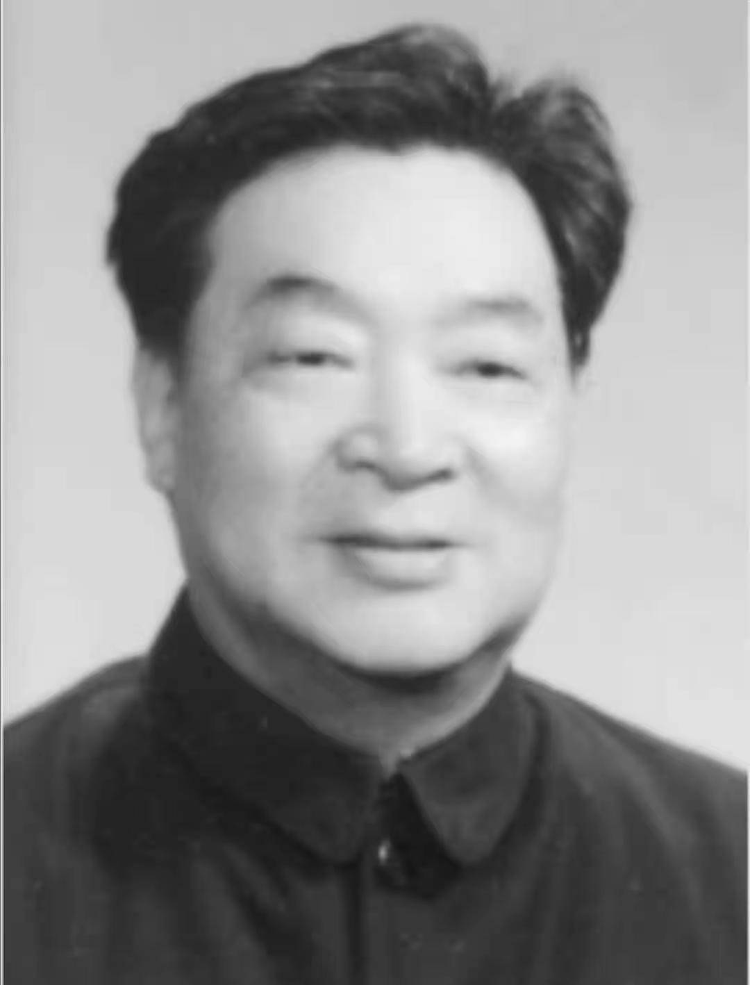 80岁不顾世俗再婚黄宗英,携手12年,冯亦代却留遗愿:与原配合葬