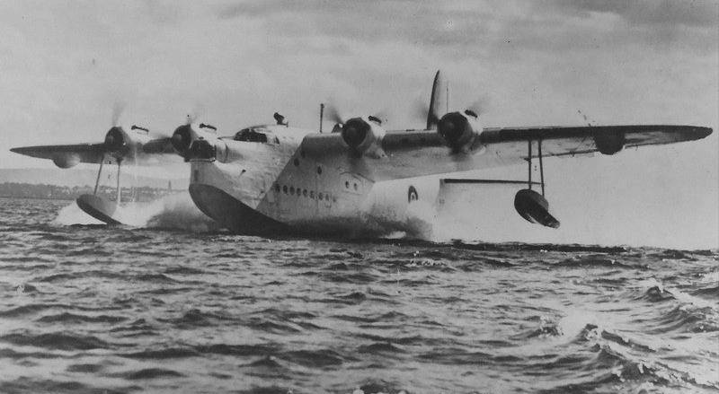 1954年中国空军误击英国"改装客机",引发中美空战,结局如何?