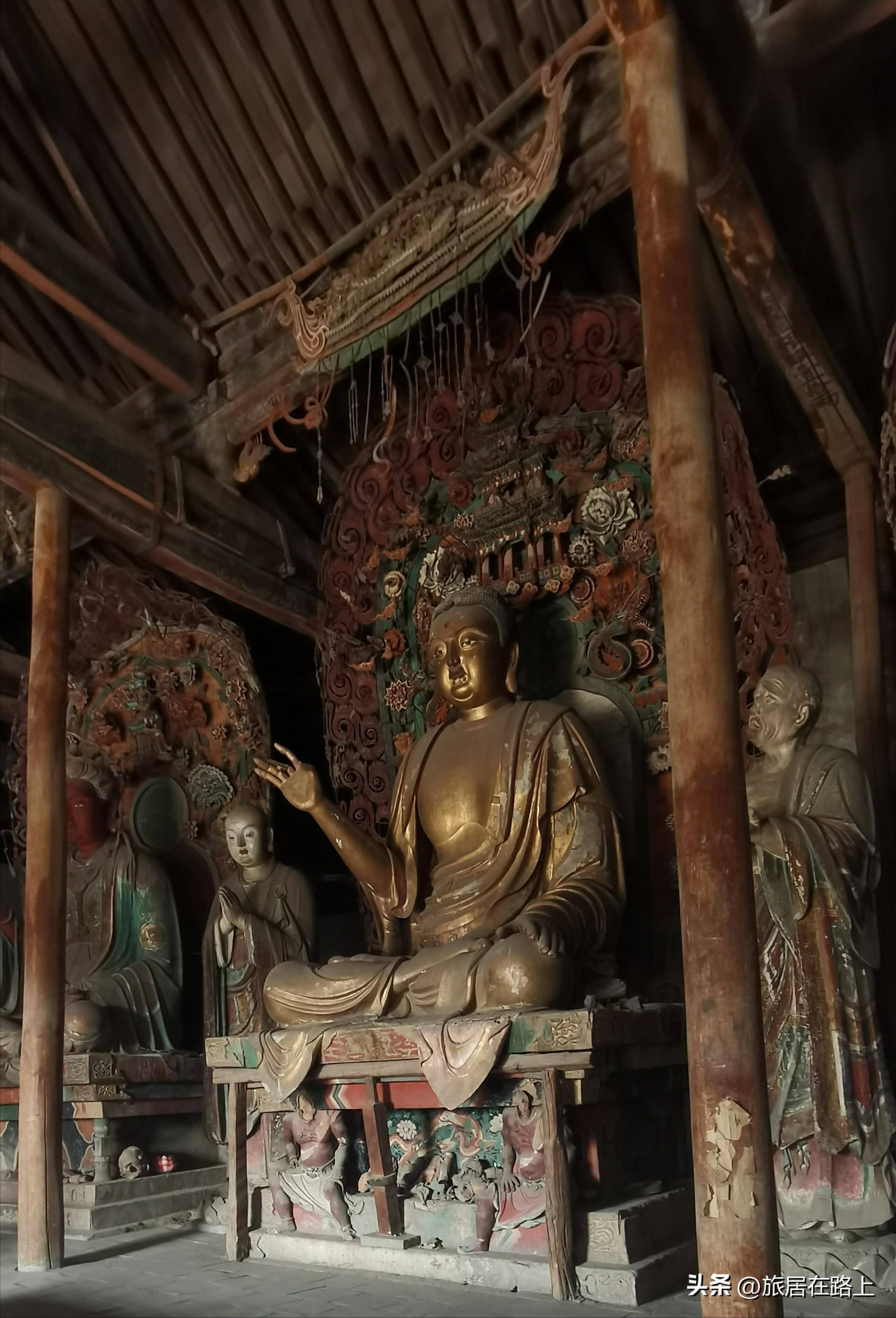 定襄洪福寺里都有什么珍品,奇特的红脸文殊和仙乐飘飘