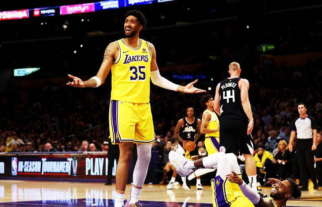 用4换1获得内线34 13,构建双塔组合应对约基奇_安东尼·戴维斯_艾顿