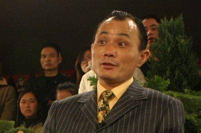 靠赌赢近亿身家,因千术露馅被砍断双腿和三根手指_尧建云_杨红光_赌场