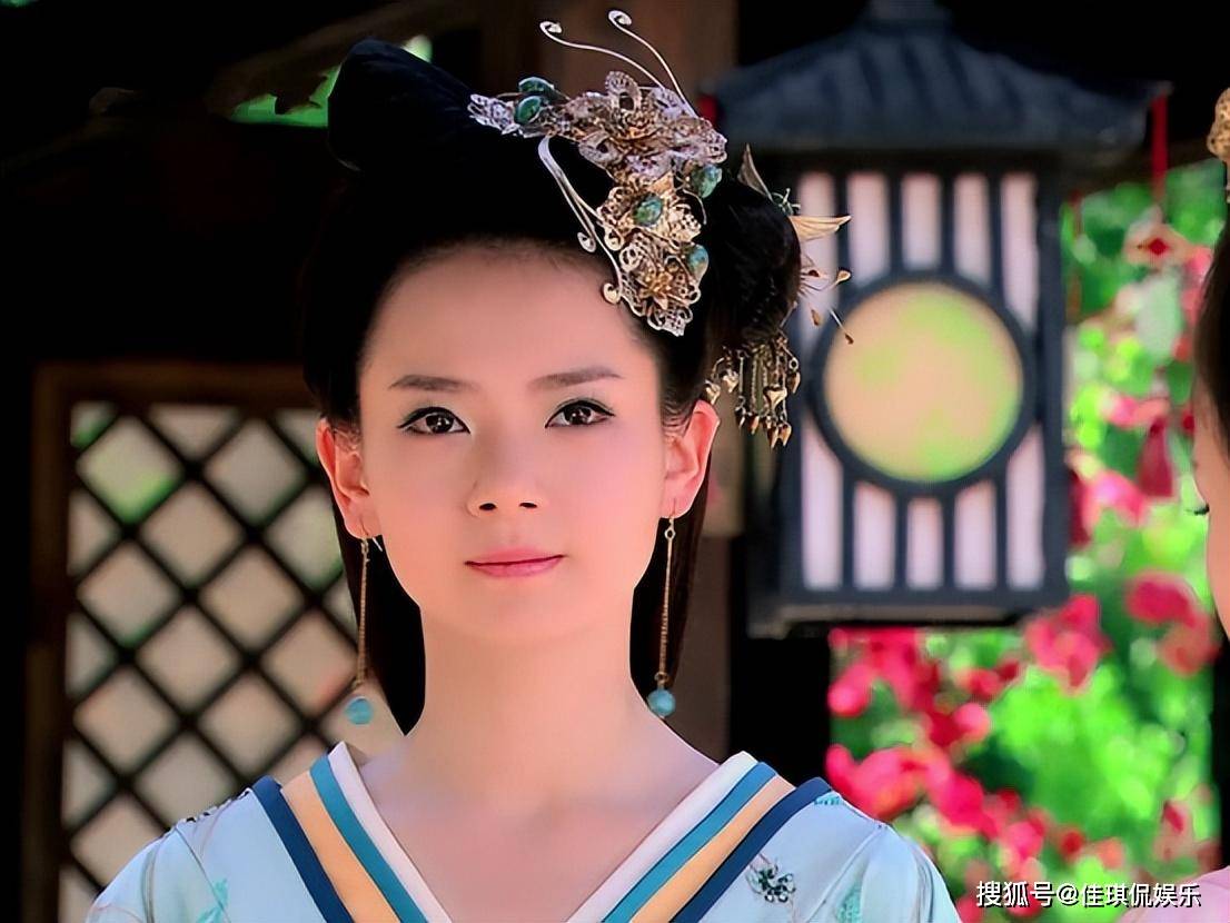 同样演"公主",把李梦,李沁和李冰冰放在一起看,差距就出来了_戚薇_元