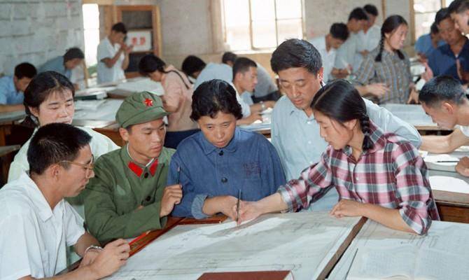 30年前的大学生啥样？图4为北大的女生宿舍，图7场景令人感动落泪-北大现任校花