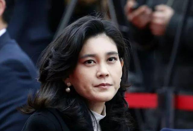 三星长公主李富真:下嫁凤凰男,婚内遭殴,离婚反遭勒索141亿