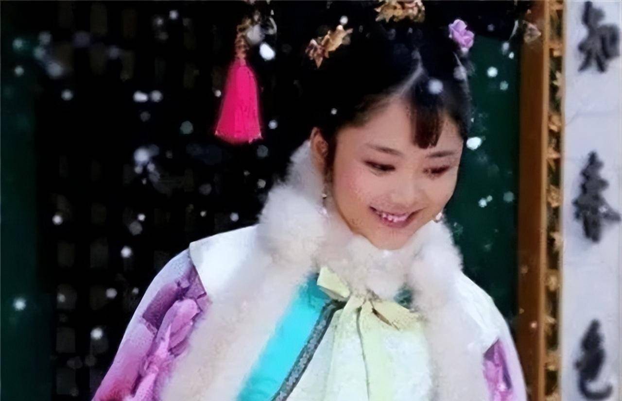 淳儿是因为做错了什么,没能在残酷的后宫之中活下来呢?