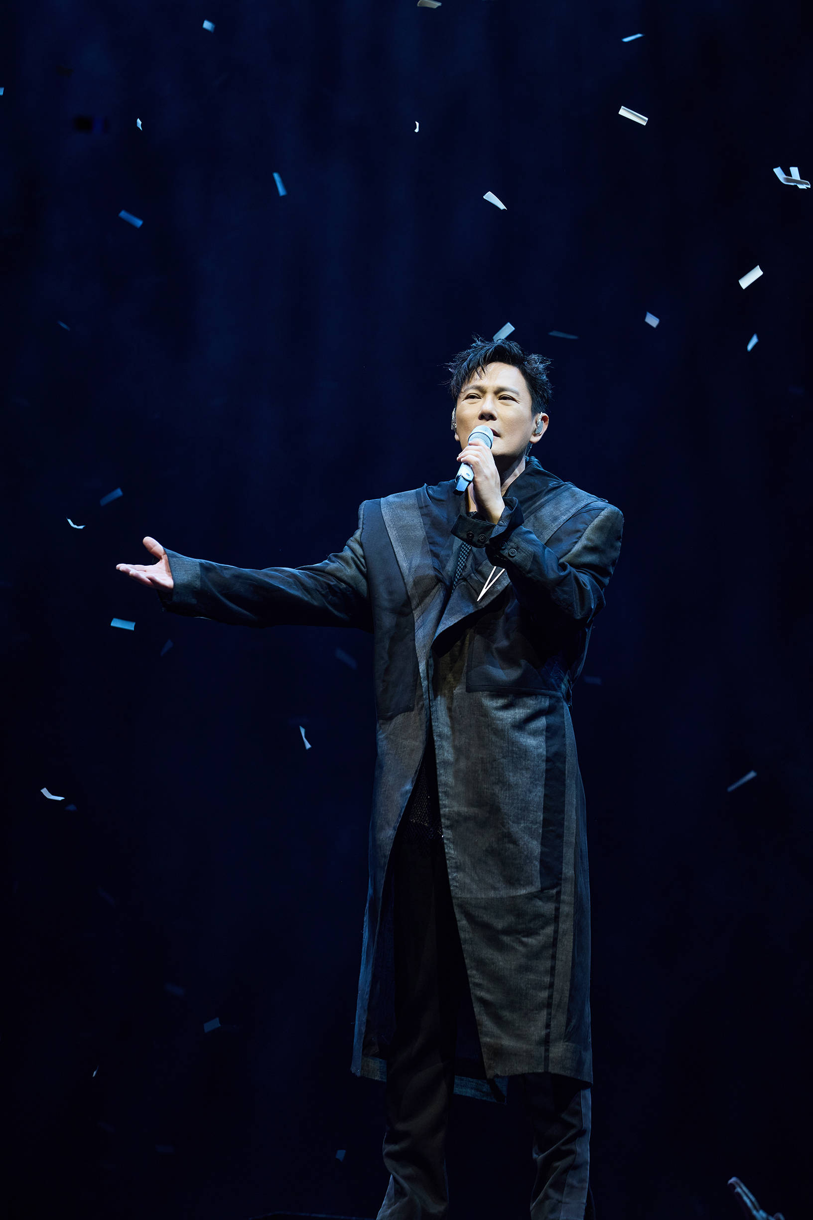 头号粉丝是《繁花》大咖浪姐 黄龄爱相随 阿哲甜喊小姐姐_张信哲_迪拜