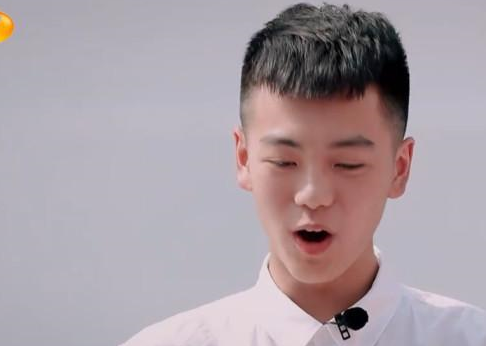 少年说:第一次给爸妈写信,把自己写哭了,爸妈看完只甩了3个字