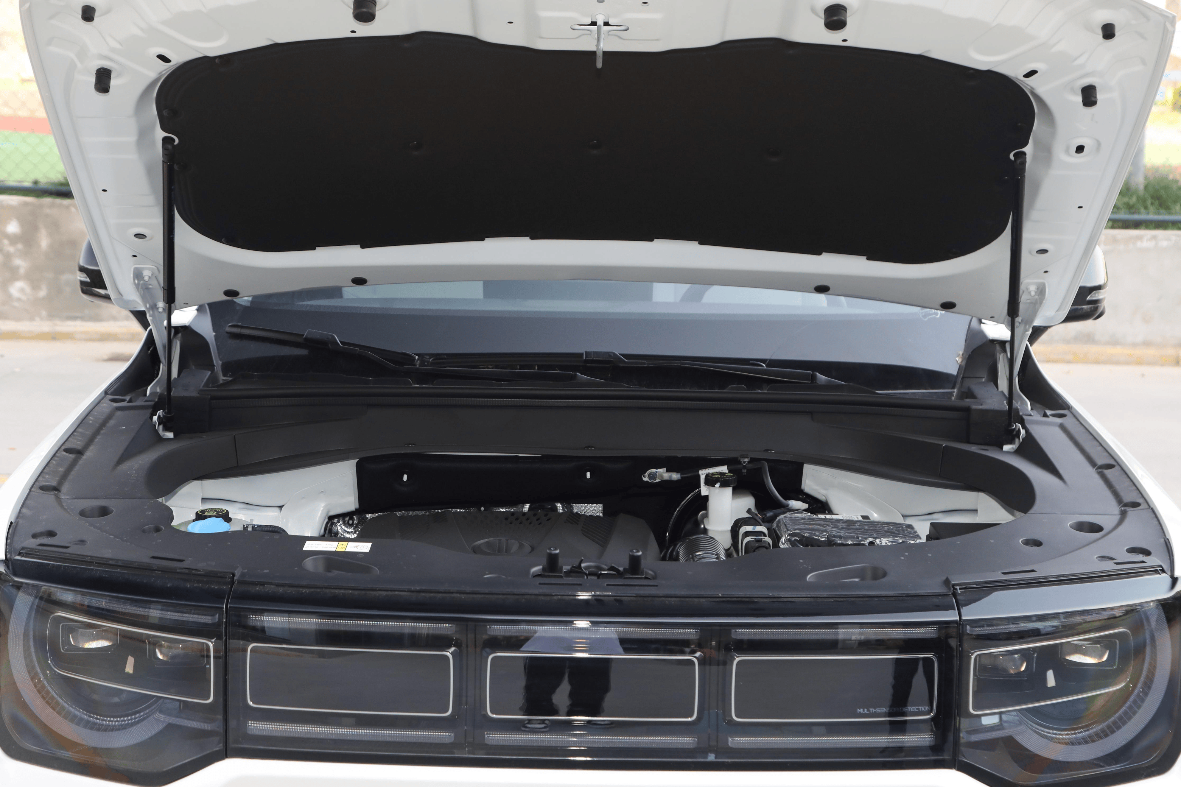 99万,后排座椅能放平,最低综合