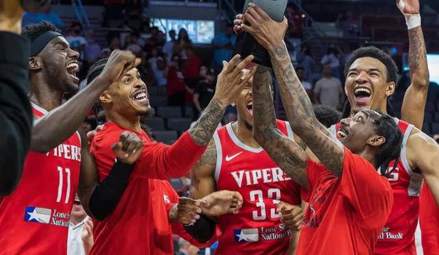 火箭队次轮签的选择之道:斯通两手应对,毒蛇队添新鲜血液