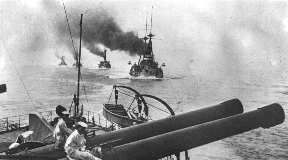 甲午海战中输掉了老底,北洋水师已经失去了战斗力,要想偷袭东京战舰