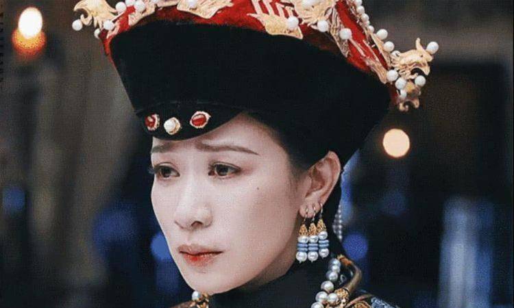 乾隆皇帝驾崩之后,嘉庆皇帝把乾隆的妃子由原来的西六宫迁到了寿康宫