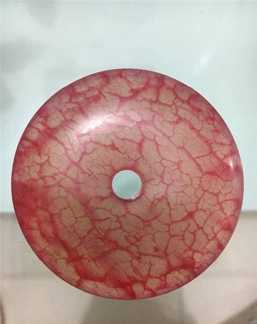 文物贩子将玉石塞入活羊体内,只为打造天价血玉?专家:情况属实