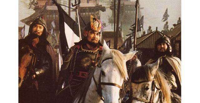 明朝就有一个官员曾说过平定张献忠是容易的,平定李自成就困难了,因为