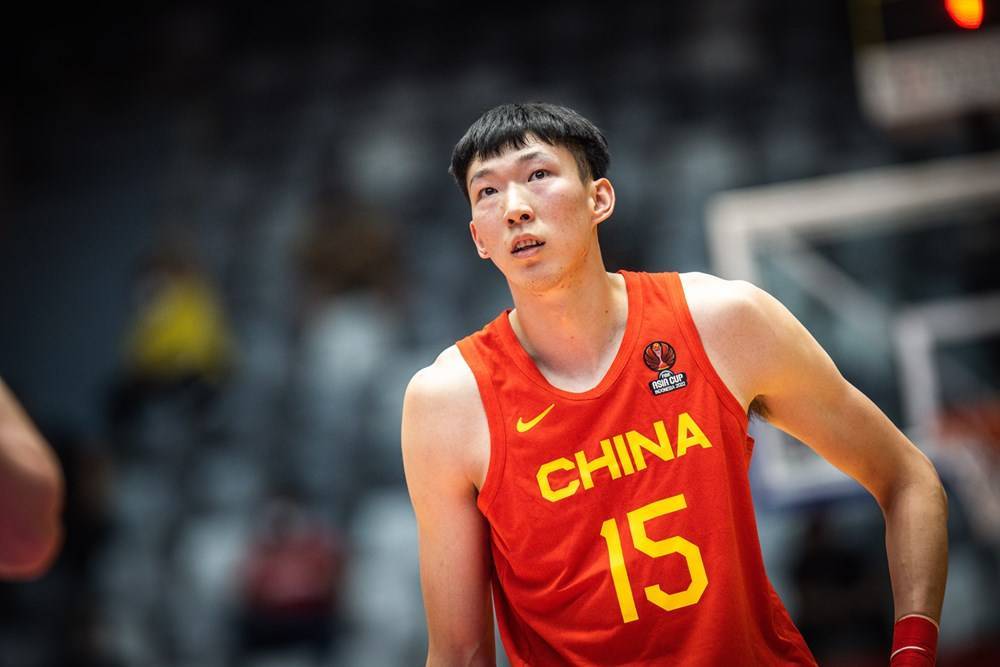 男篮26人集结备战奥运,高诗岩周琦或是走过场,郭士强瞄准新未来