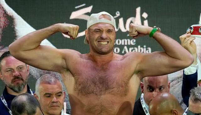 泰森-富里重返健身房,状态佳,宣布6个月后复仇乌西克