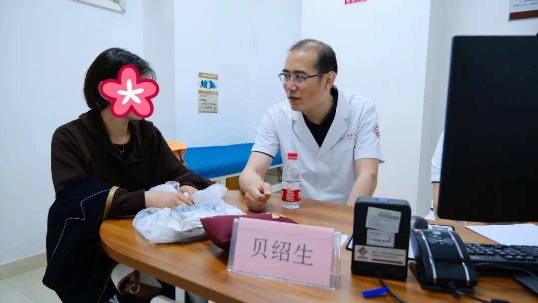 包含中国中医科学院西苑医院"医院黄牛挂号要定金怎么办",的词条