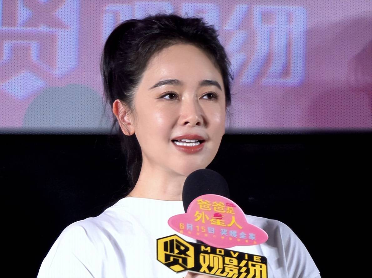 近期喜剧电影,票房虽一般口碑却不错,配角比主角还知名