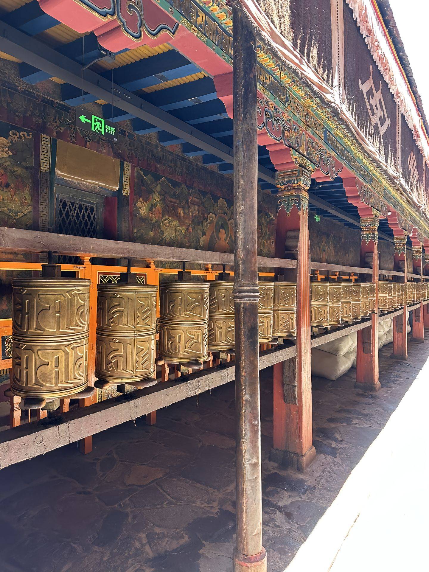 西藏攻略推荐,西藏旅游景点路线分享,2个人去西藏旅游费用预算_拉萨