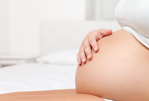 孕晚期上厕所会挤压胎儿吗？其实孕妈妈做到这三点就够了！_怀孕_身体_肚子