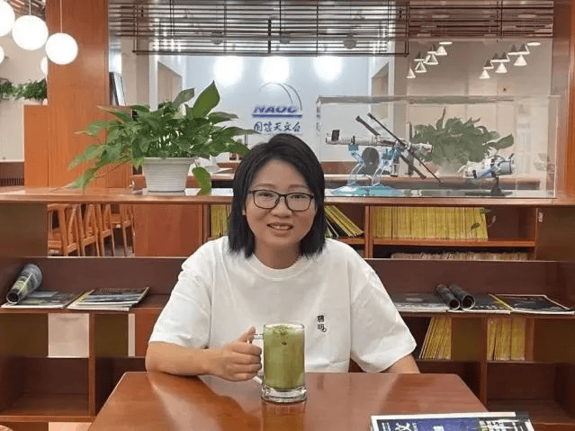 90后百万粉博后，受聘985副教授，获“国自然”特批专项！_周思益_科普_物理学
