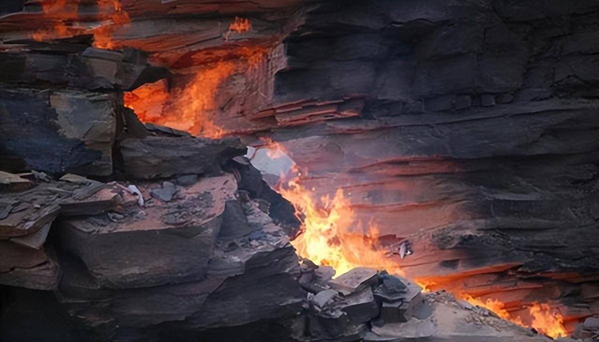 贺兰山煤层已燃烧300年,每年净损10亿,白烧亿吨煤,为何不灭?