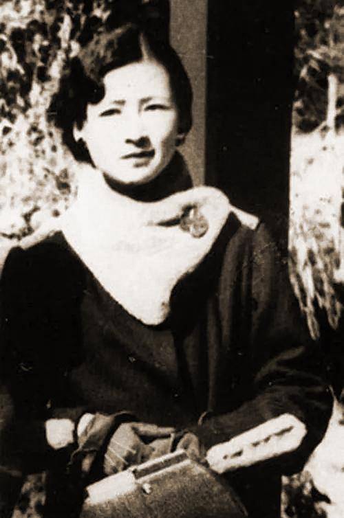 林徽因:送冰心一坛醋,因家中猫与钱钟书交恶,自古才女是非多?