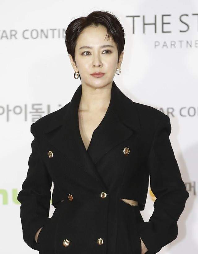 打600发镭射肿成猪头的宋智孝,终于恢复了,她重回美貌巅峰吗?