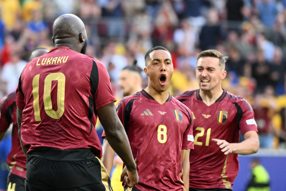 2-0！德布劳内破门，比利时队迎首胜，欧洲杯最混乱小组出现