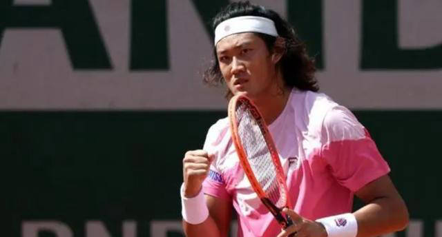 原创            张之臻神奇逆转进4强，将与世界第1争夺半决赛-张之臻比赛