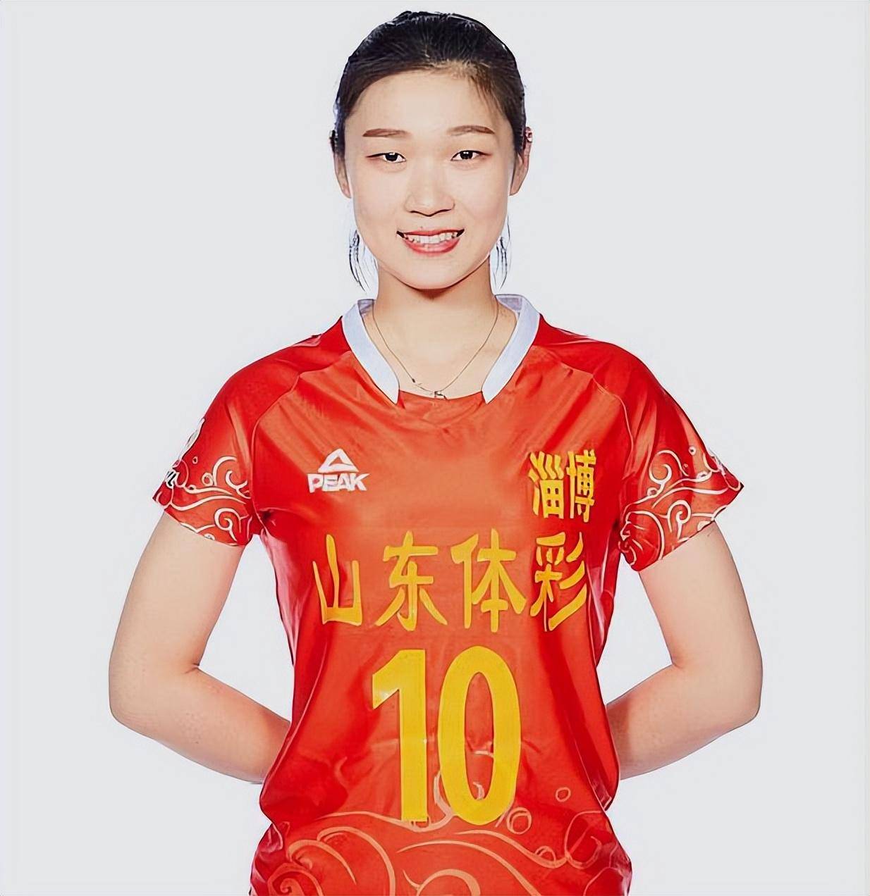 王梦洁:爷爷骑三轮车成就她的世界冠军梦,29岁还没有男朋友