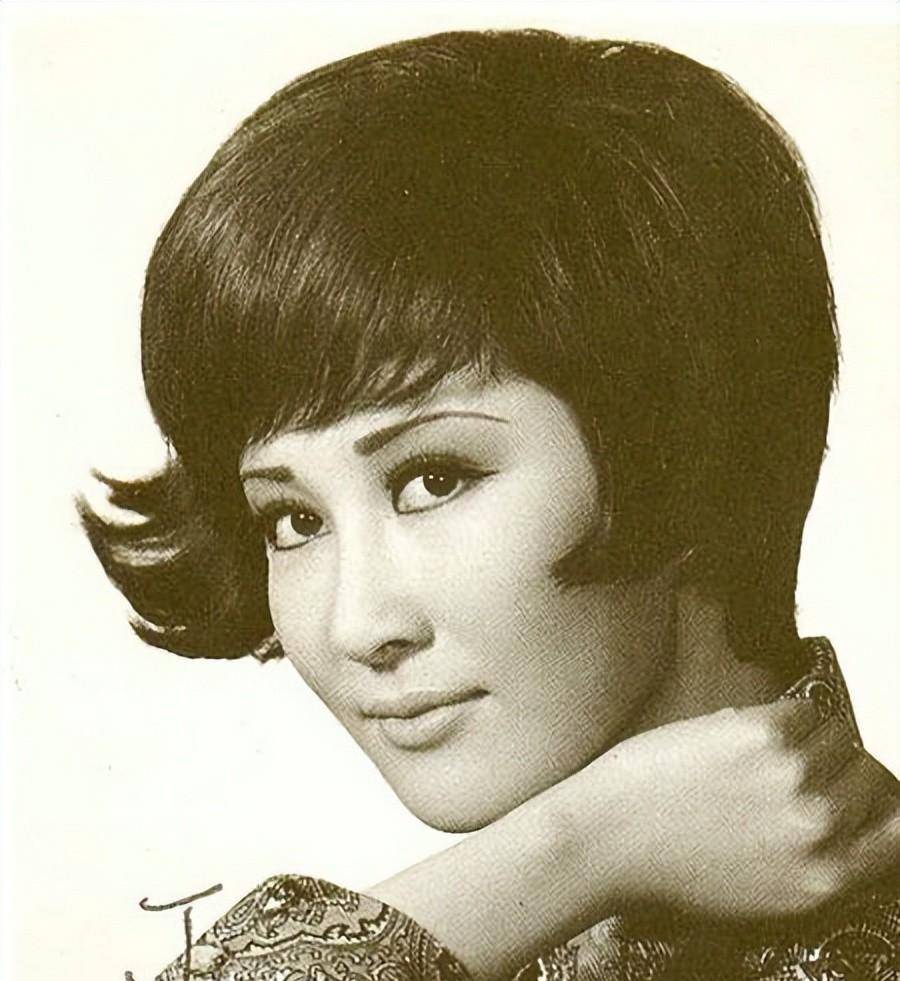 49年后,权威医生给出李小龙死因最新说法_丁佩_邹文怀_琳达