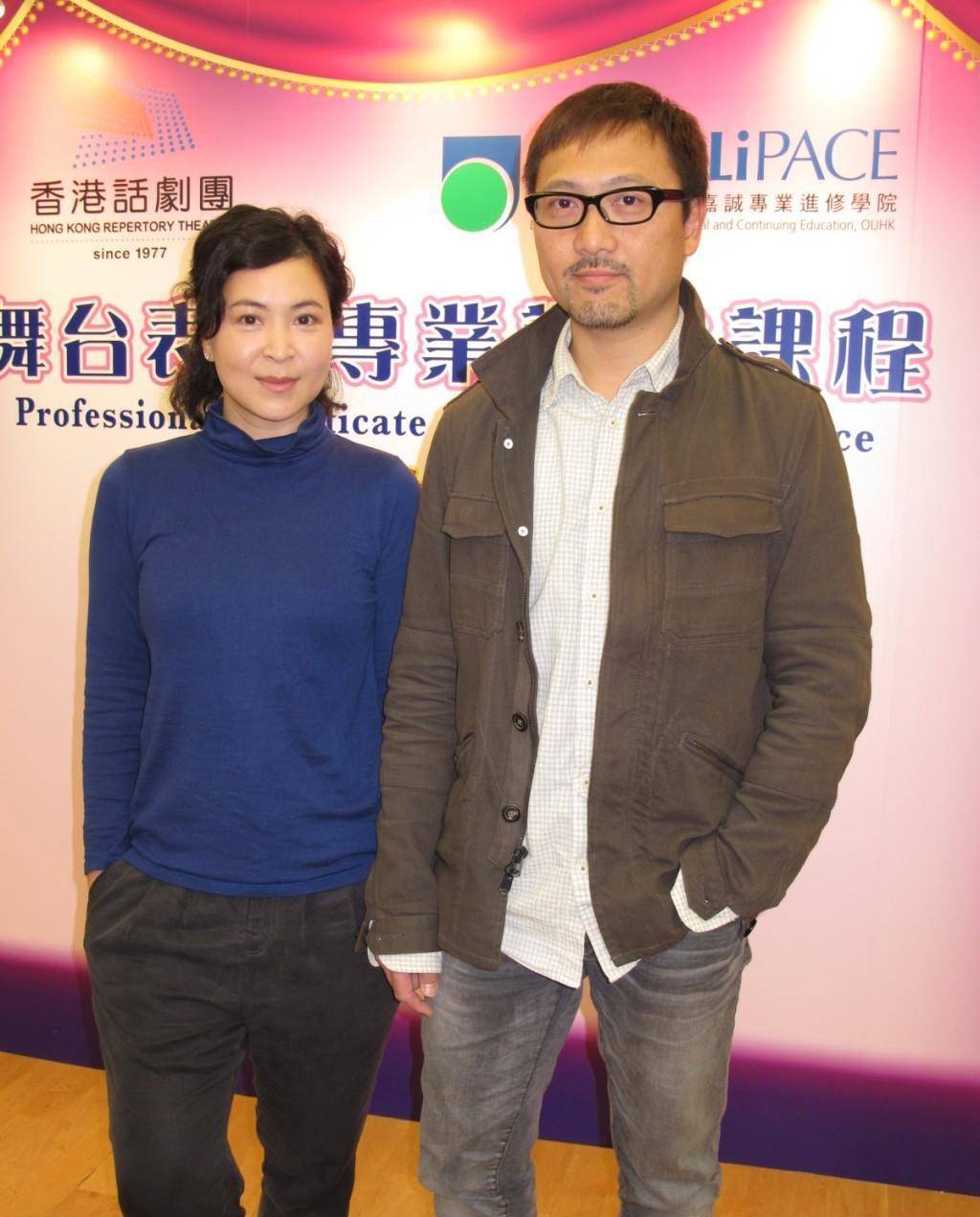 苏玉华庆祝结婚4周年!罕晒夫妻蜜照,恋爱20年因太懒拖延领证