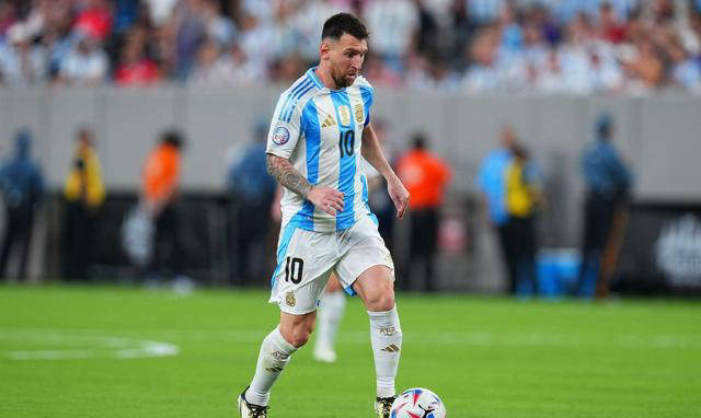 梅西:无论国家队还是俱乐部,永不小组赛出局!