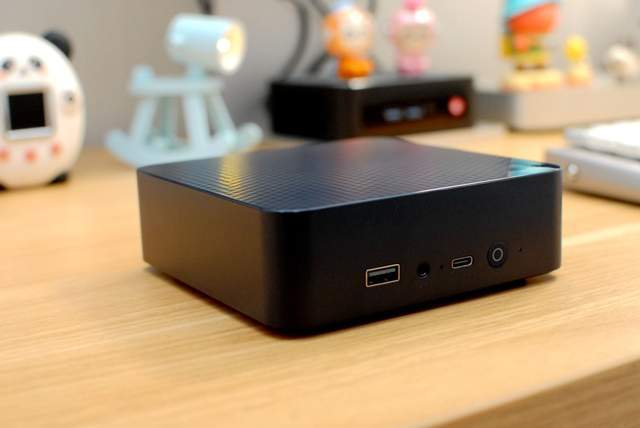 下班随手带走的电脑?新风尚的一体式轻办公主机零刻EQ13了解一下