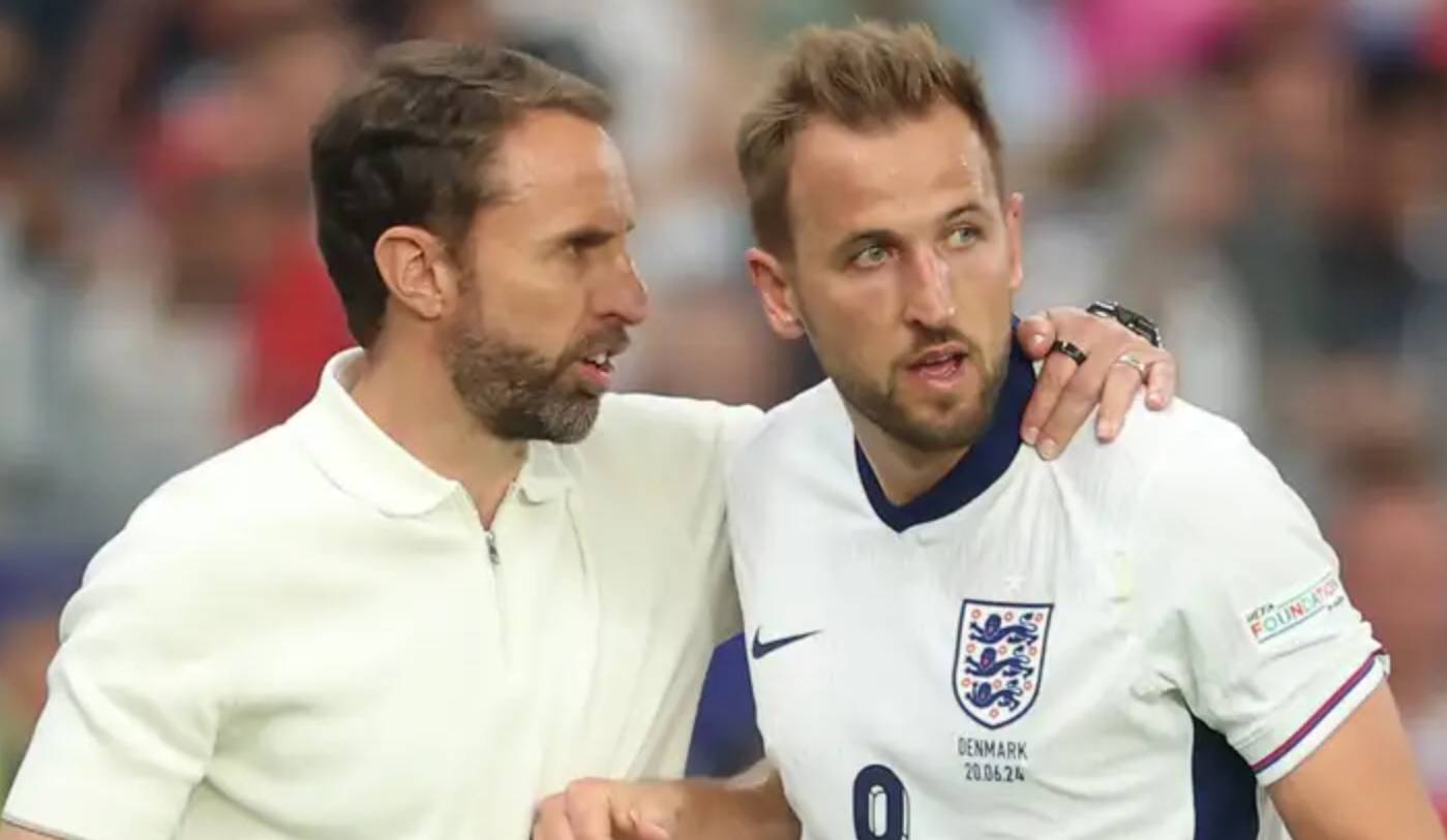 英格兰球迷怒掷啤酒杯!希勒严厉批评:不该如此向索斯盖特发泄