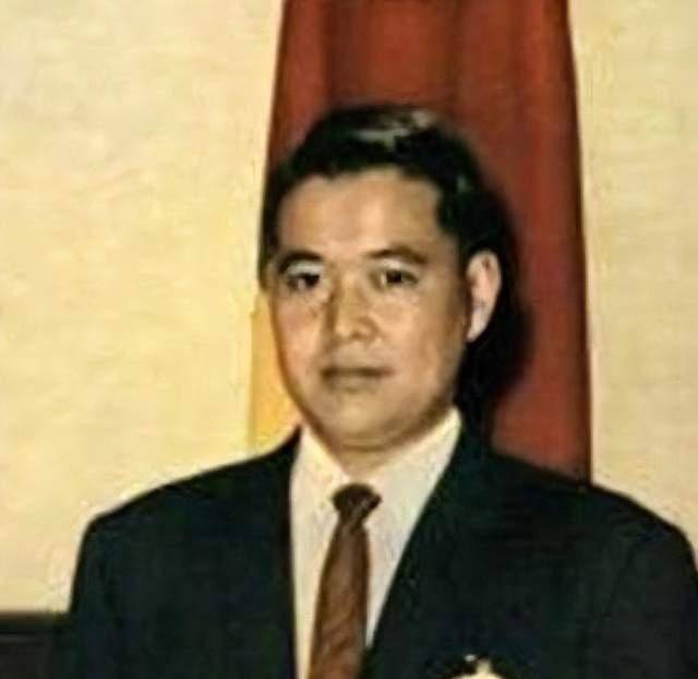 1965年,我国一飞行员挟持2名战友叛逃,26年后因回乡探亲被捕