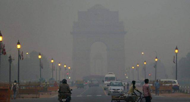 据统计数字来看,全球有15个城市是空气污染最厉害的,而印度一