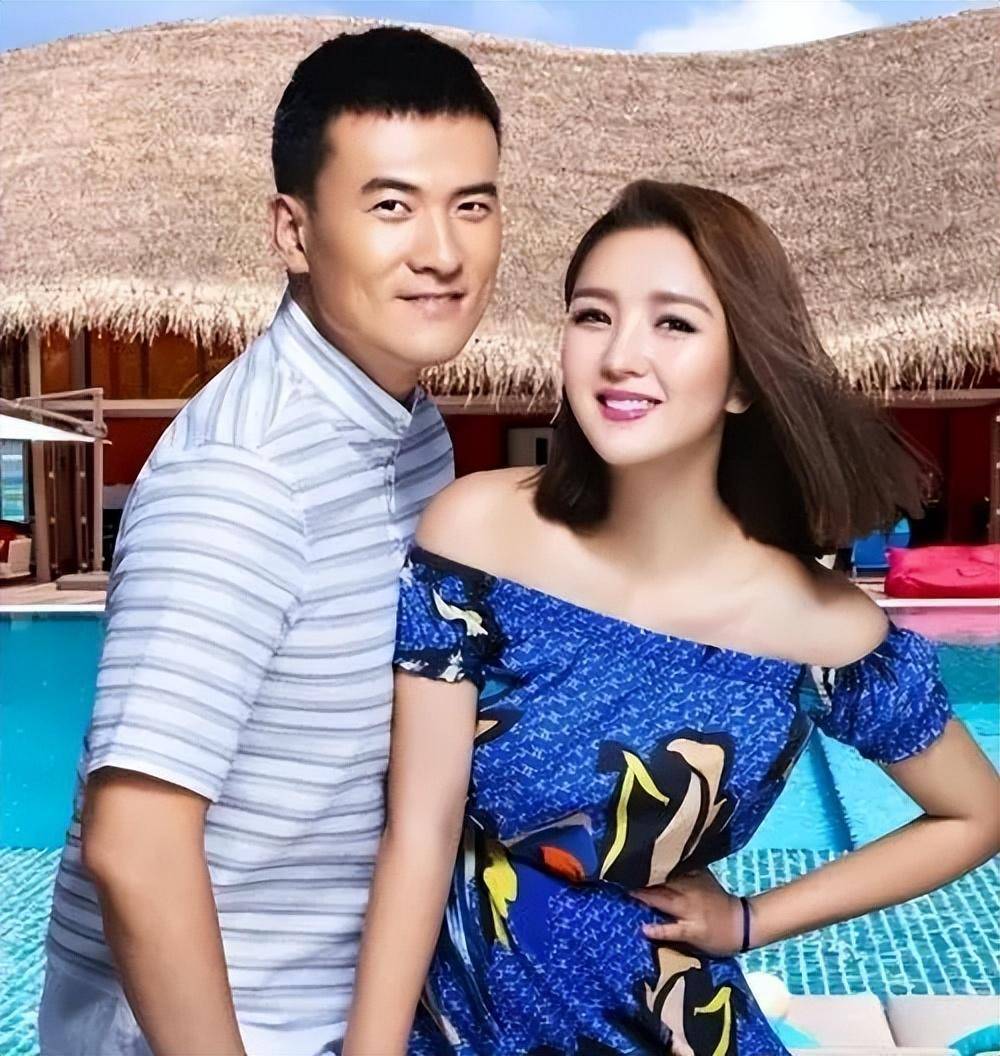 赫子铭首度公开现任妻子的职业,感叹:她比何洁更忠诚专一