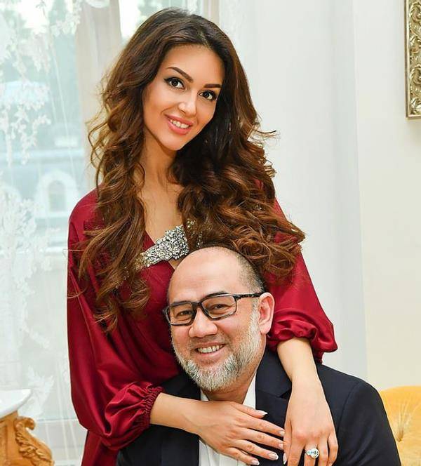 爱退位,现国王娶2位妻子,生5朵金花,个个漂亮_阿卜杜拉_穆罕默德_王室