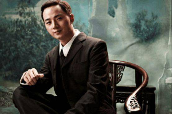 民国四大美男子,三人都是民族英雄,只有此人一步踏错,遗臭万年