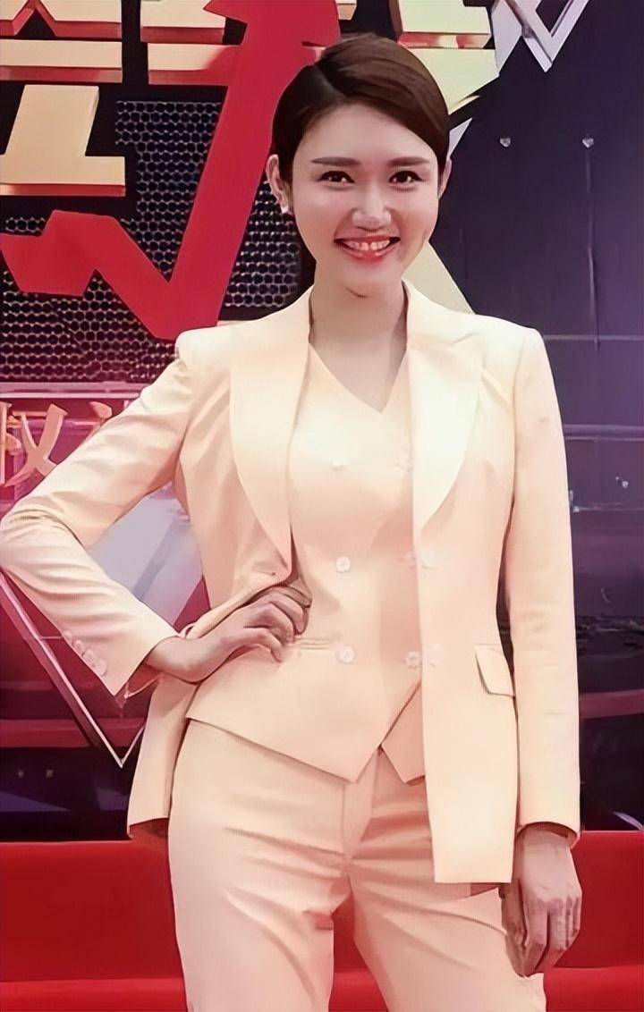 主持人龙洋个人资料简介洋的简单介绍