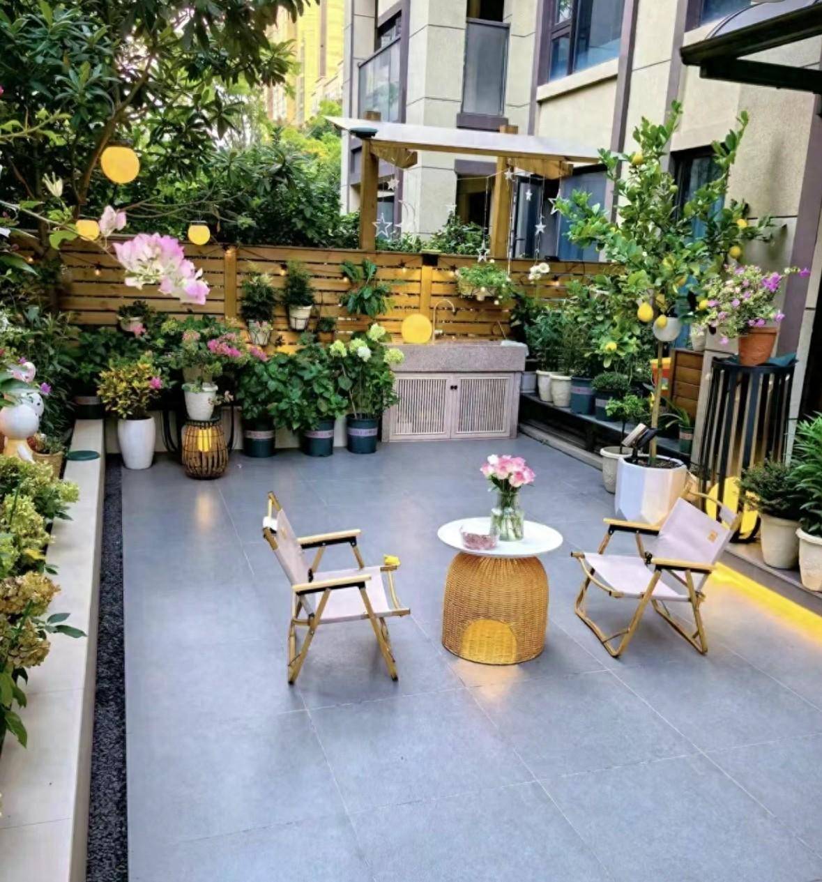 装修不听劝,买一楼带花园的房子,入住1年后才发现,被坑惨了!