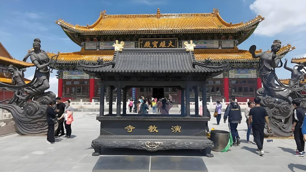 文殊菩萨道场篇章:五台山中台及演教寺