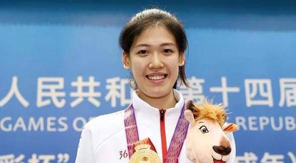 李盈莹:中国女排崭露头角,登上人民日报!