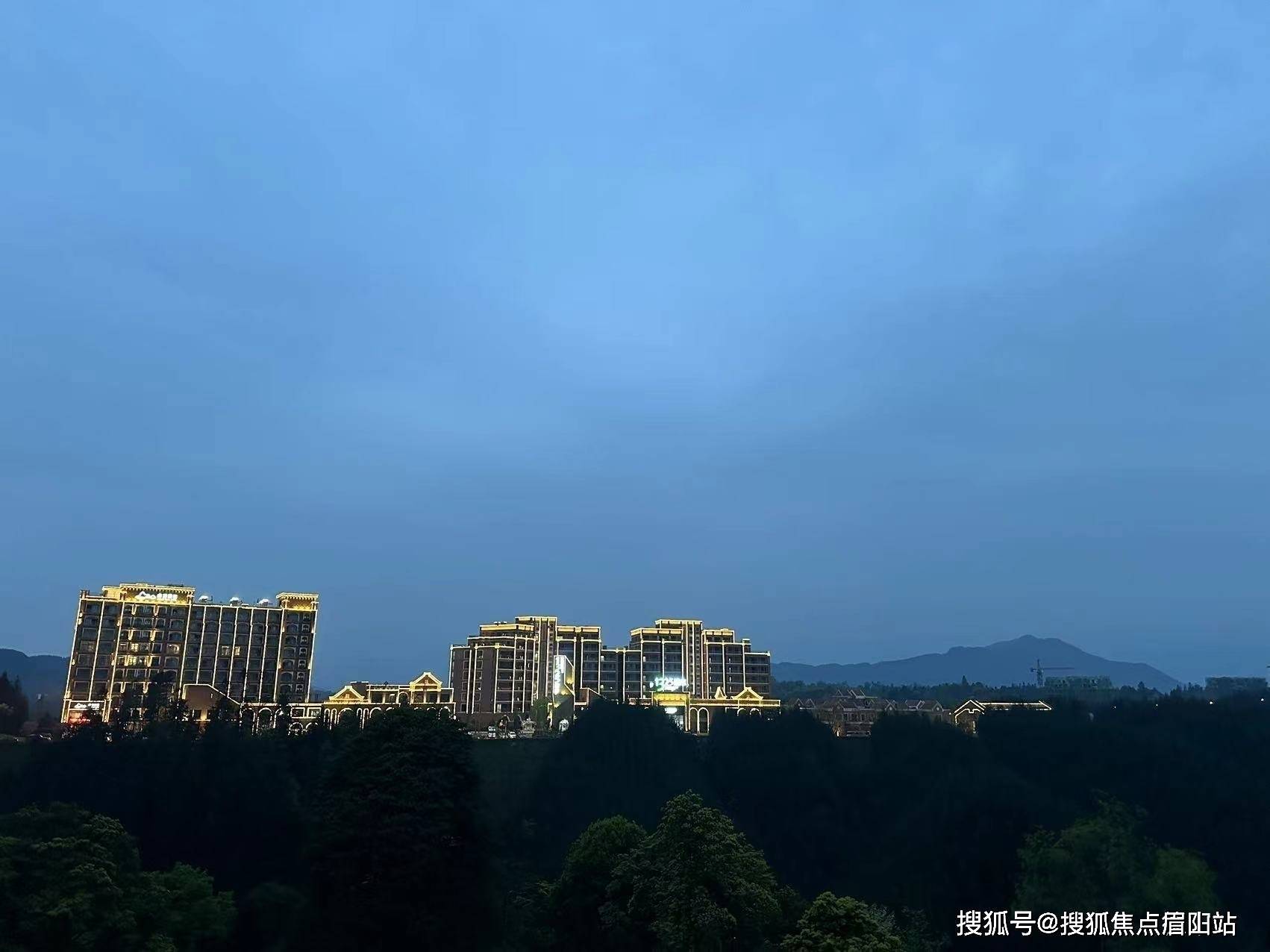 雅安『海子山』售楼处-避暑购房享特惠-楼盘详情