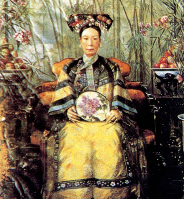 美国档案馆珍藏慈禧真实"老照片":青春永葆,怪不得咸丰疼爱她