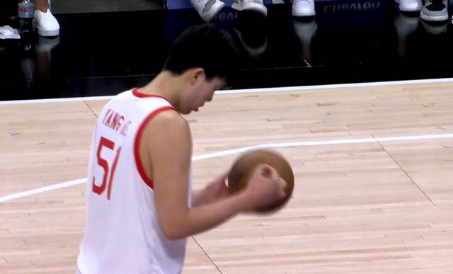 男篮遭受重创,郭士强五上五下惹众怒,需承担三项责任