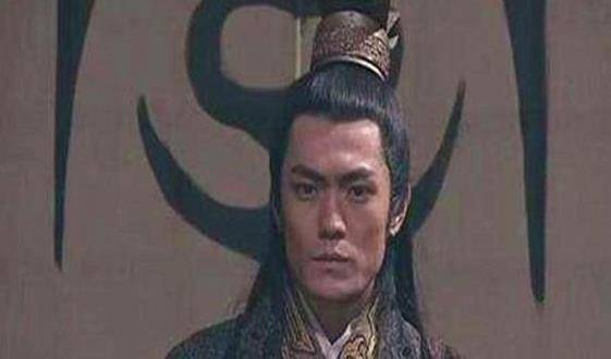 齐国就有一个不寻常的美男子,他叫邹忌,最大的爱好就是和别人比美.